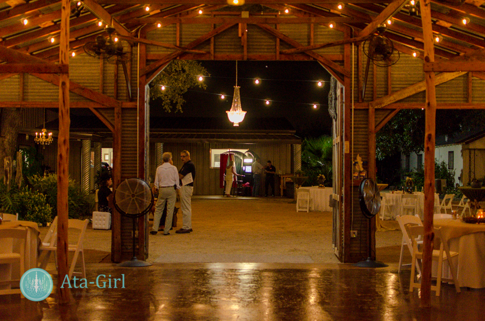 Brady’s Bloomin Barn, a San Antonio Wedding Venue San Antonio Wedding
