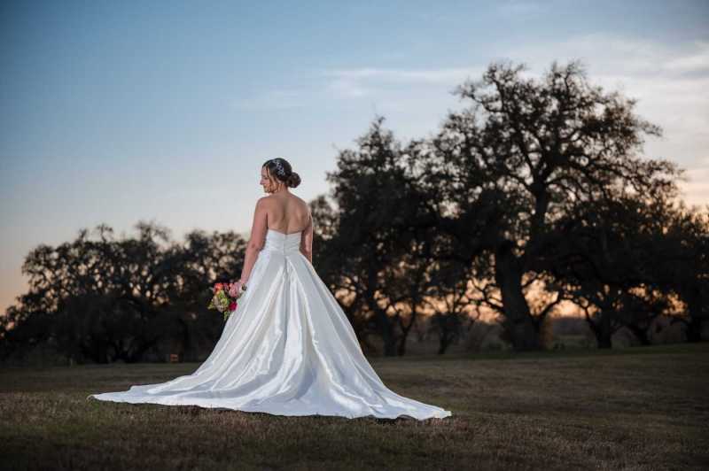 strawberry-pines-bridal-session-_Z611811-Edit