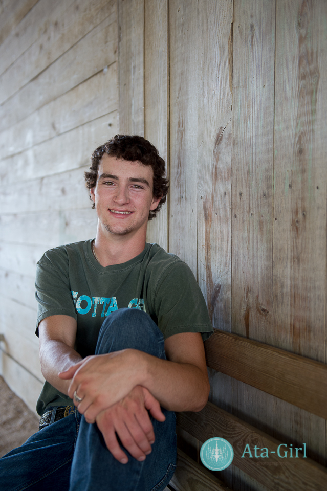 gruene_hall_texas_senior_portrait_session_atagirl_photography4D2_0311-Edit
