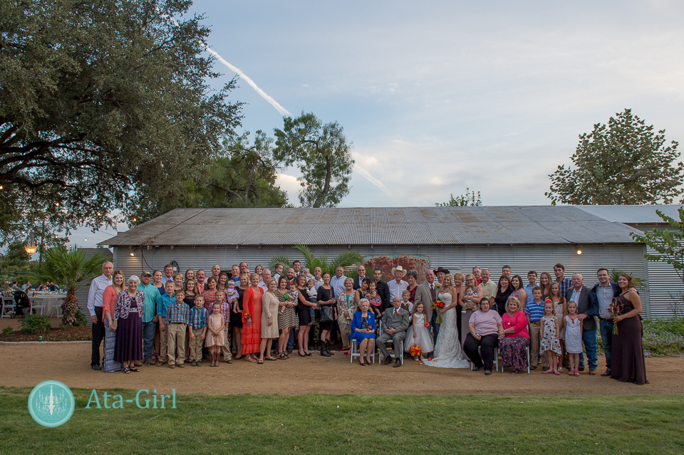 family formals on wedding day